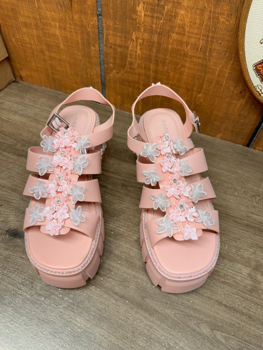 Madden Girl Women's Galaxy Heeled Sandal Size 8 Platform Pink Flowers Y2K 90s - Picture 8 of 12